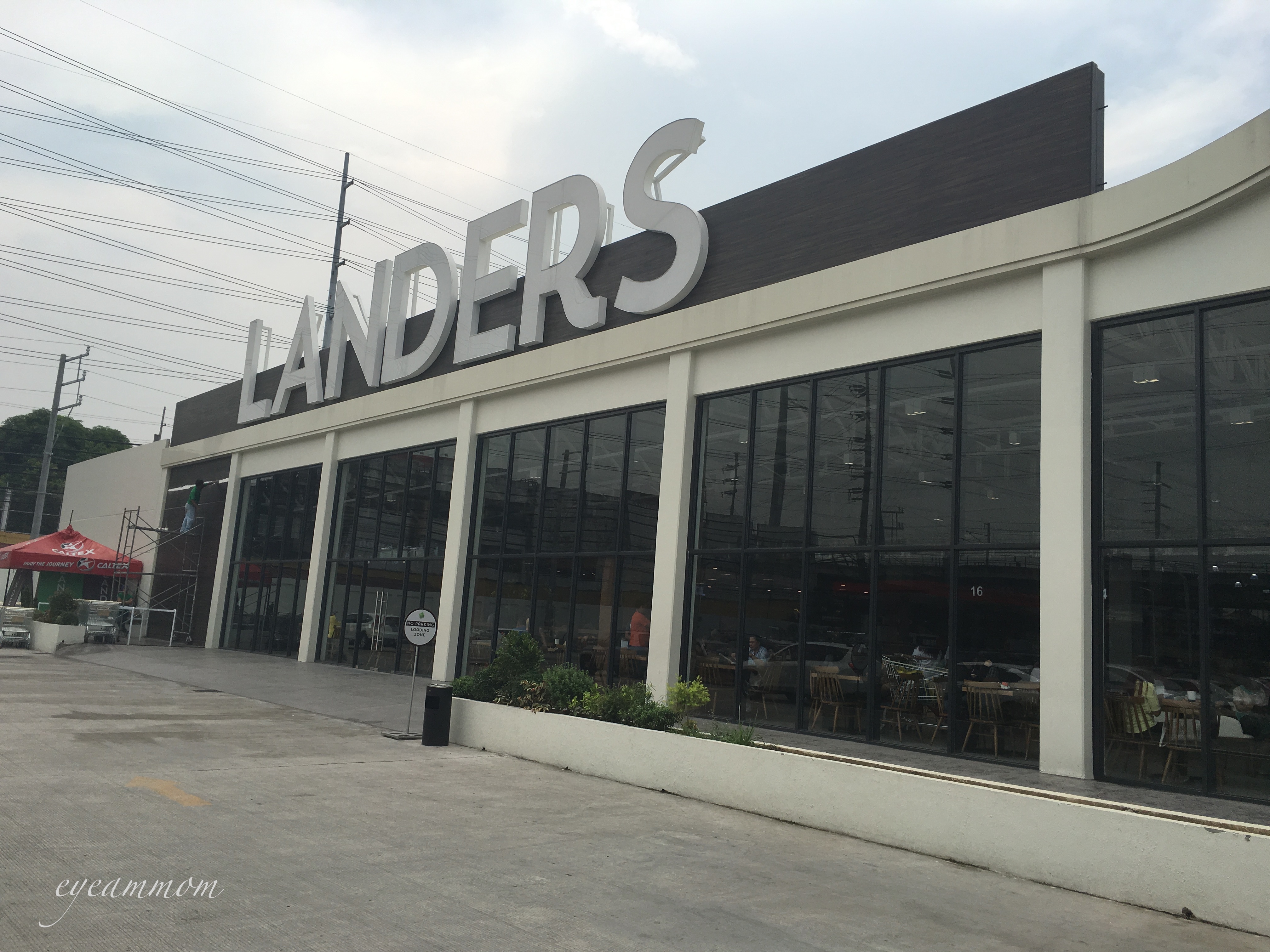 Checking out Landers Superstore – Eye Am Mom